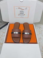 HM 26ss Oasis Sandals Brown Black Sheepskin Sliver Buckle 625170