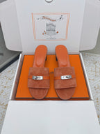 HM 26ss Oasis Sandals 50 Orange Suede Cowhide 625180