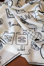 CC Square Scarf 140 CM In White Mix Black Cashmere Silk 383796