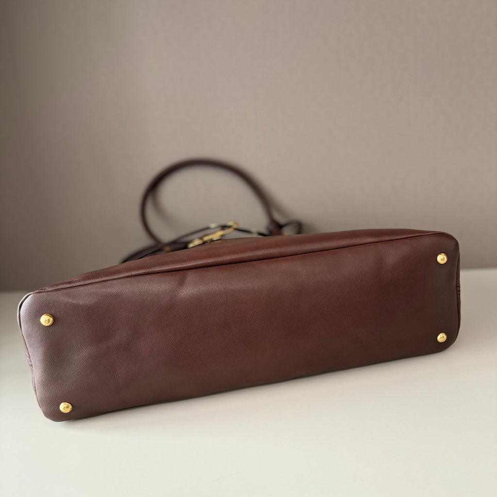 MiuMiu popular vintage tote bag sheepskin