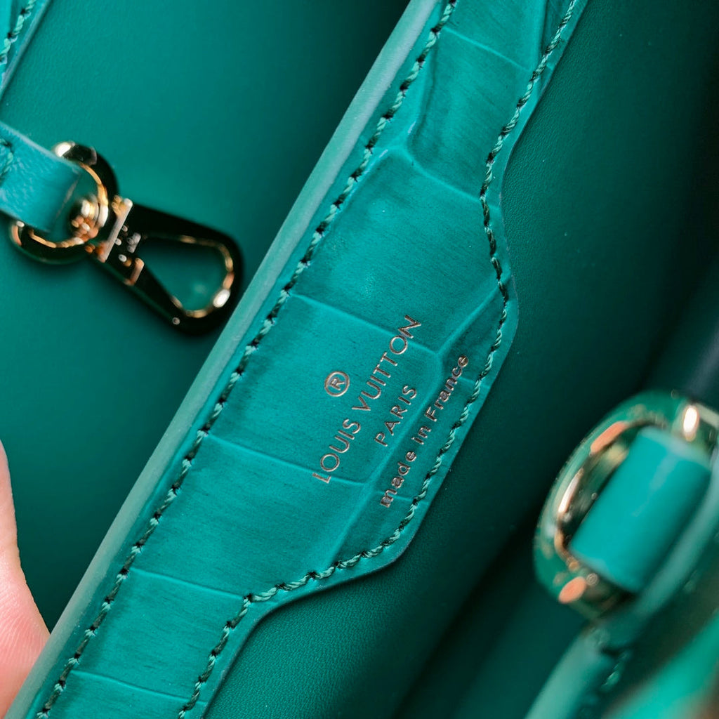 CAPUCINES BB 27 GREEN TAURILLON GOLD HARDWARE