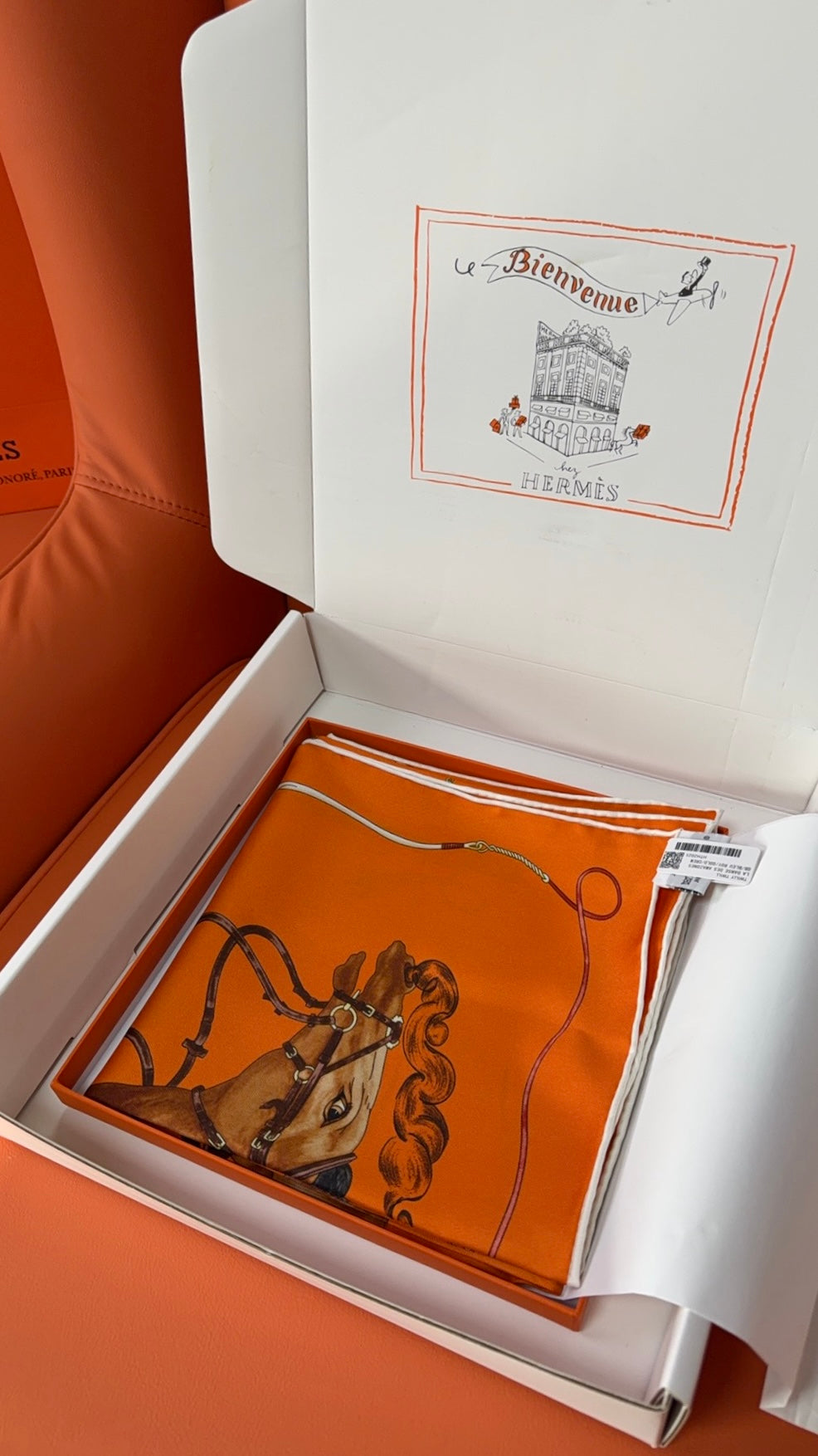 HM 26s 90 House Scarf Orange Colorful Mulberry Silk 153377