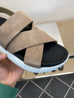 HM Men's Electric Sandals Beige Suede 602593