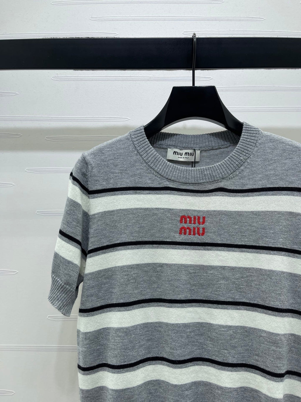 Miumiu 2026 Crew Neck Striped Short-sleeved Knit Top Gray Cotton 352436
