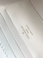 Wallet On Chain Capucines handbag White Cowhide 250408