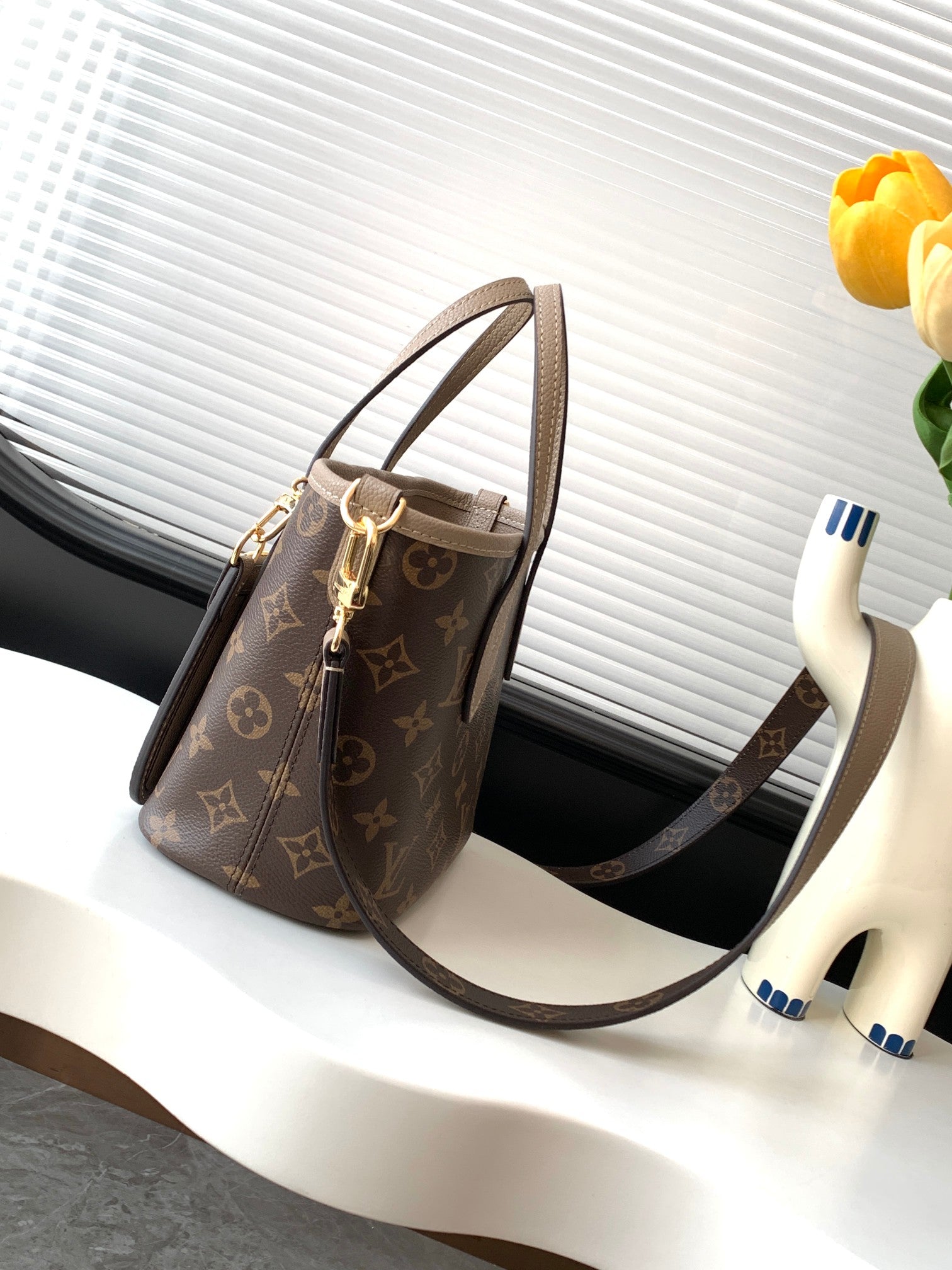 Neverfull 24 Bandoulière Inside Out BB Grey Calfskin