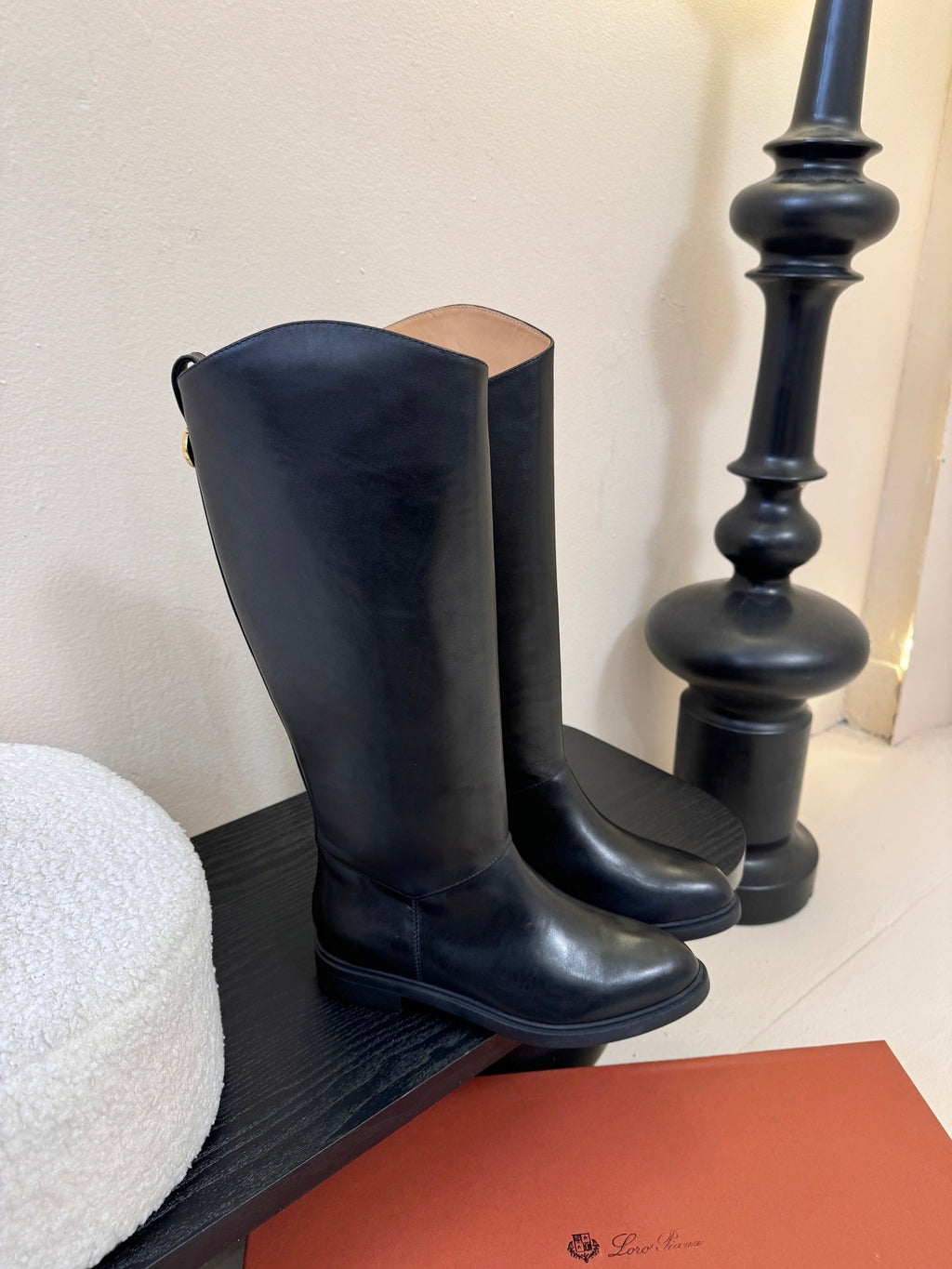 LP 26SS High Boot Black Cowhide 580939