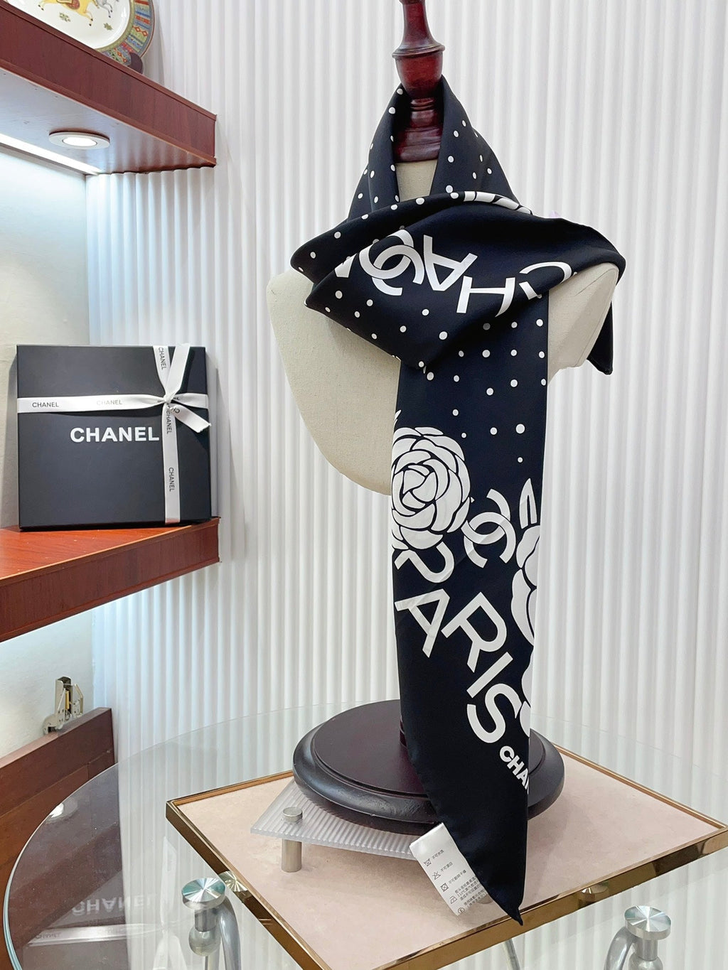 CC Square Scarf 90 CM In Black Polka Dot White Camellia Silk Twill 288723