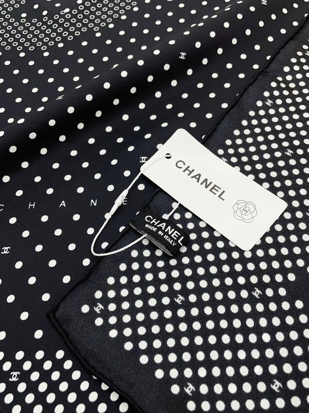 CC Square Scarf 90 CM In Black White Polka Dot Silk Twill 166291
