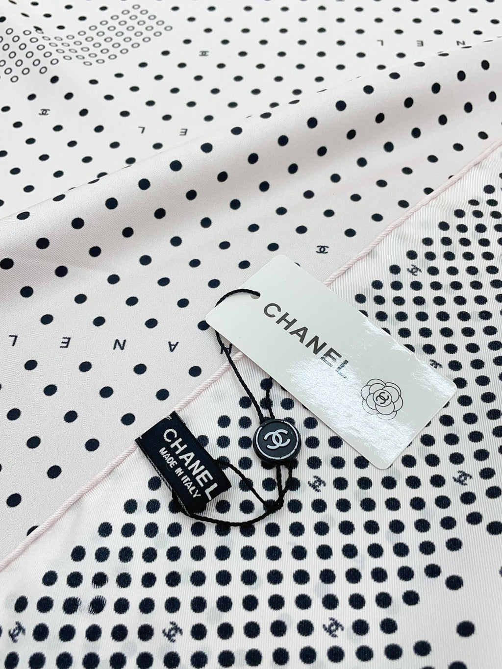 CC Square Scarf 90 CM In White Black Polka Dot Silk Twill  166292