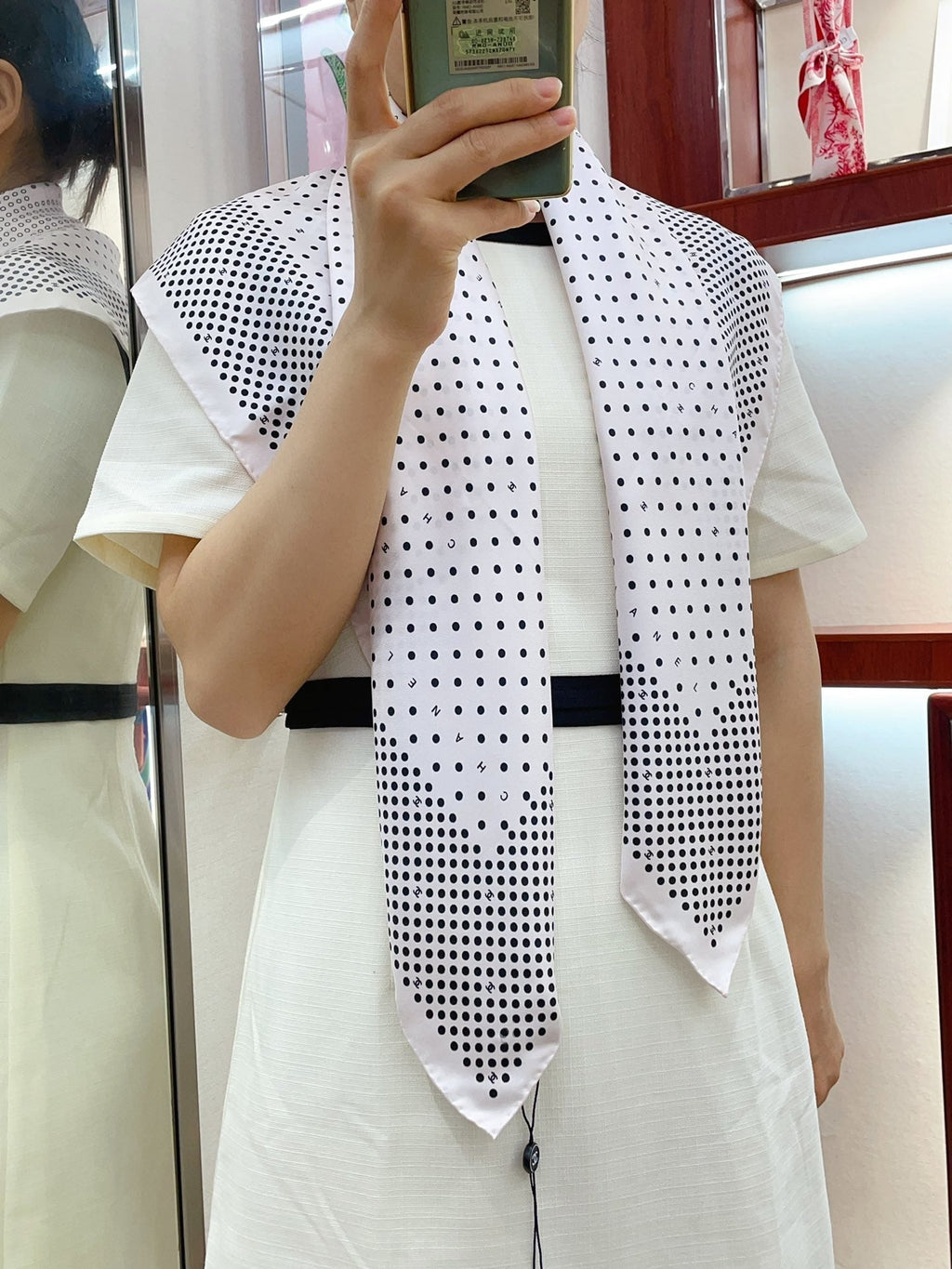CC Square Scarf 90 CM In White Black Polka Dot Silk Twill  166292