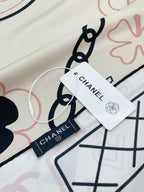 CC Square Scarf 90 CM In White Mix Black Pink Silk Twill 165001