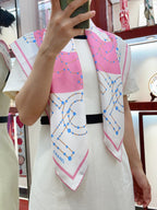 CC Square Scarf 90 CM In White Mix Pink Silk Twill  174874