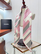 CC Square Scarf 90 CM In Colorful Silk Twill 190034