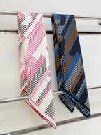 CC Square Scarf 90 CM In Colorful Silk Twill 190034