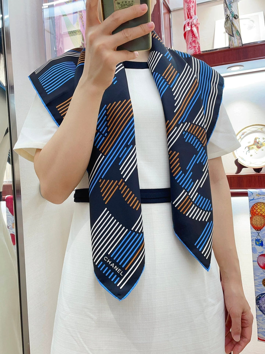 CC Square Scarf 90 CM In Colorful Silk Twill 190035