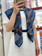 CC Square Scarf 90 CM In Colorful Silk Twill 190035