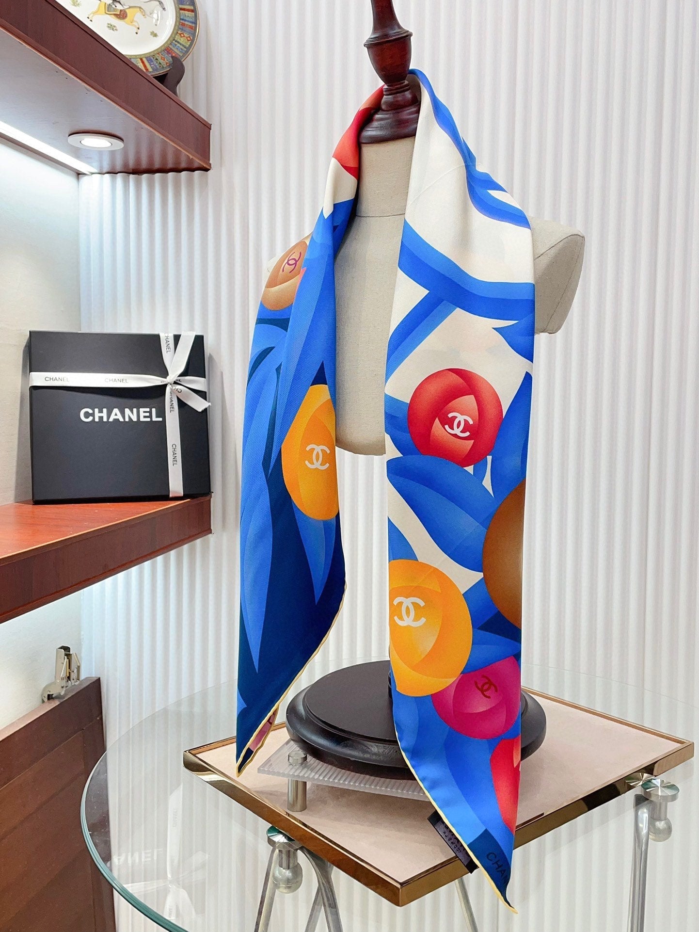 CC Square Scarf 90 CM In Colorful Silk Twill  193819