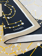 CC Square Scarf 90 CM In Black Mix Beige Silk Twill  206457