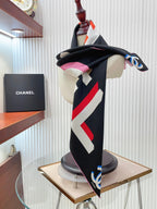 CC Square Scarf 90 CM In Black Colorful Silk Twill  206468