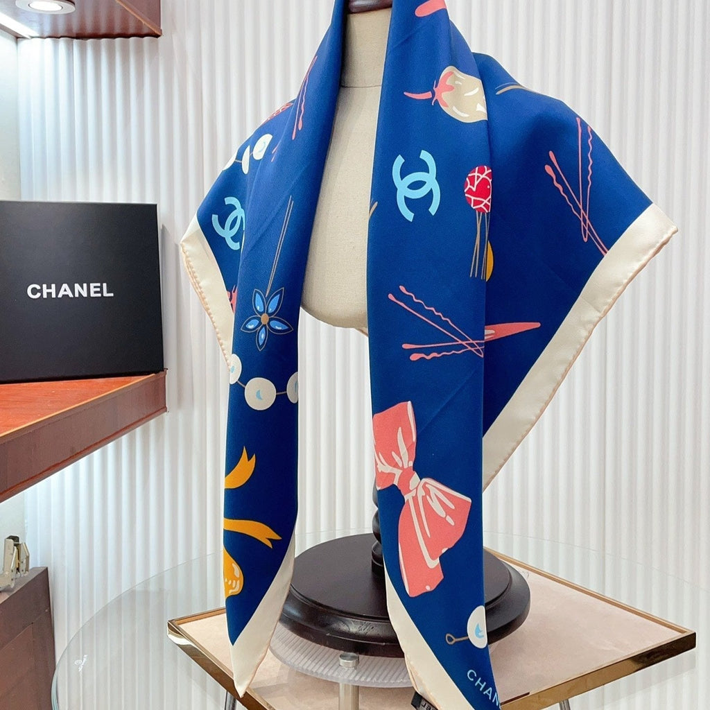 CC Square Scarf 90 CM In Dark Blue Colorful Silk Twill 213690