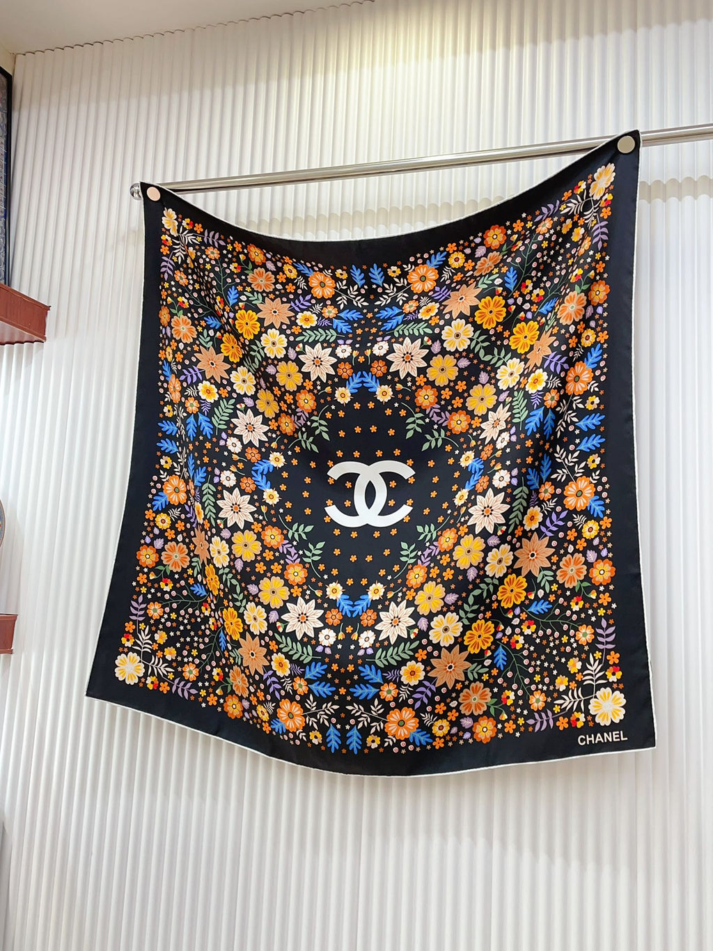 CC Square Scarf 90 CM In Black Colorful Silk Twill  234597