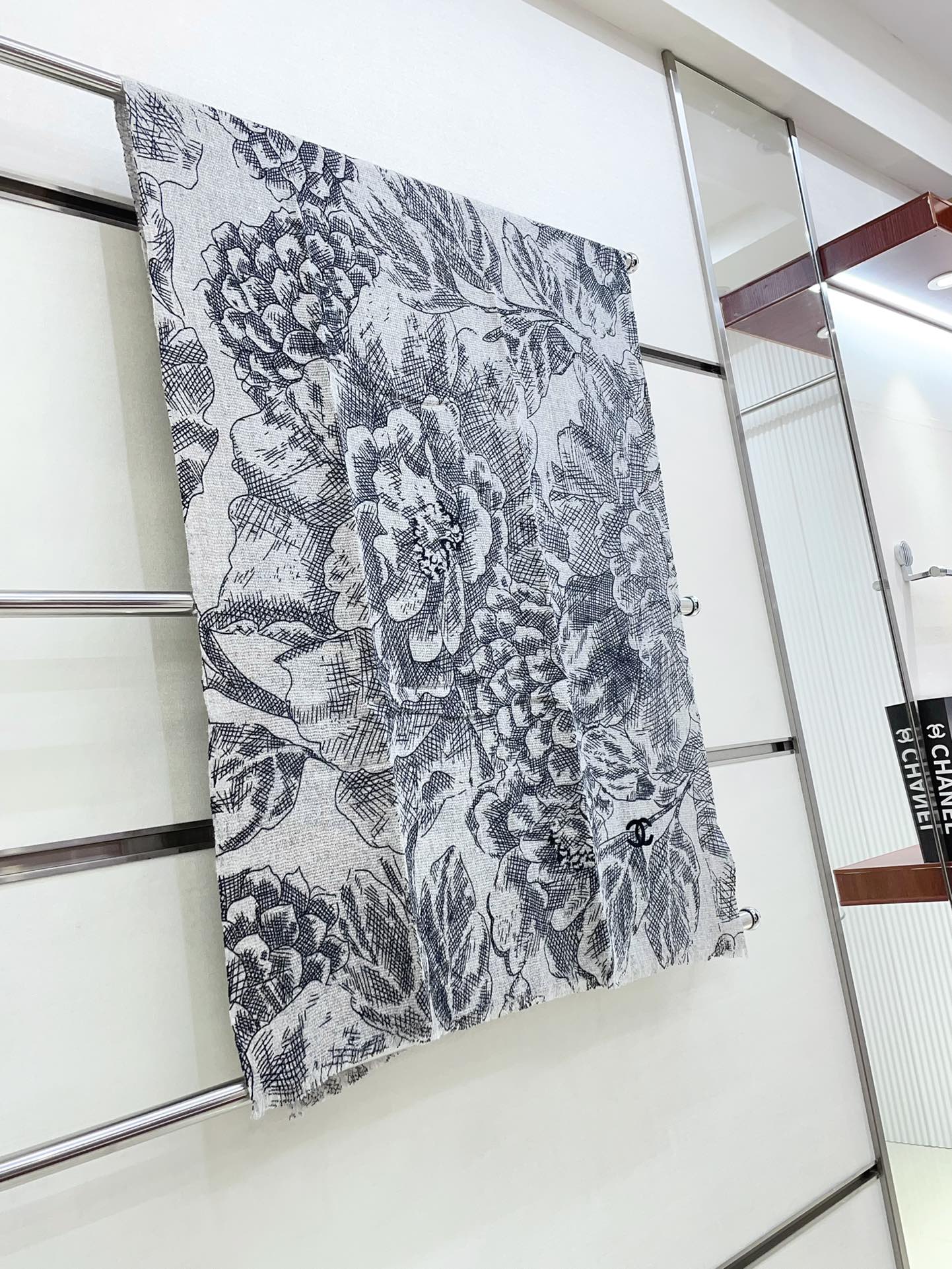 CC Scarf 180 CM In Grey Mix Black Cashmere  247635