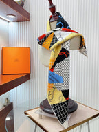 Les Petits Papiers d'Hermès Scarf 90 CM IN Colorful Silk Twill 296706