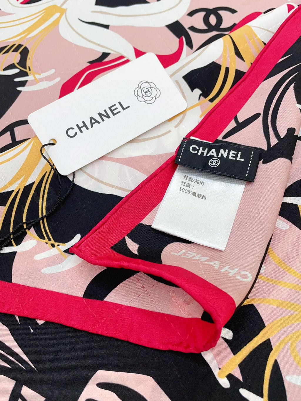 CC Square Scarf 90 CM In Colorful Silk Twill  296708