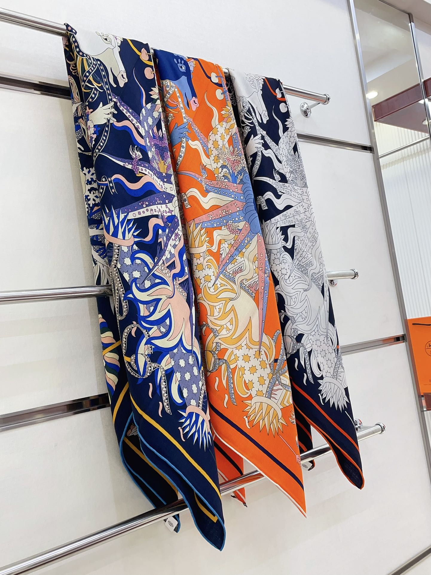 Le Sacre Des Saisons Scarf 140 CM In Colorful Cashmere And Silk 300432