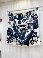 CC Square Scarf 90 CM In White Mix Black Silk  305180