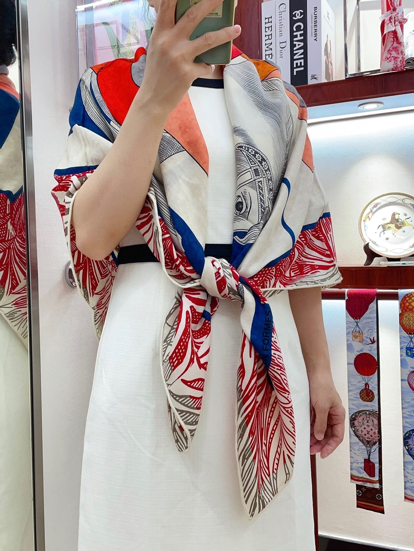 Cavalier en Formes shawl 140 CM In Red Colorful Cashmere And Silk 331717
