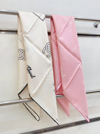CC Square Scarf 90 CM In Pink Silk Twill 335844