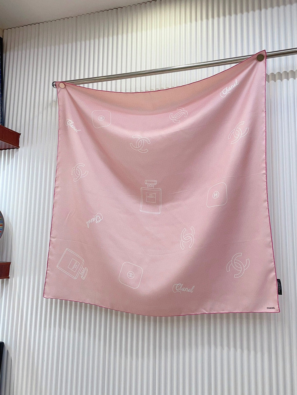 CC Square Scarf 90 CM In Pink Silk Twill 335844