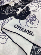 CC Square Scarf 140 CM In White Mix Black Small Flower Cashmere And Silk 342863