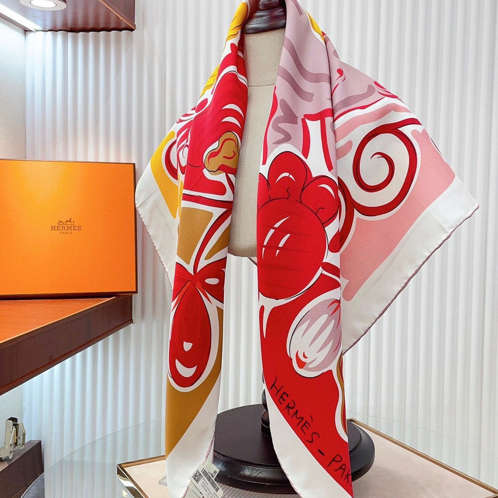 Le Cheval De Kazumi Scarf 90 CM Red Colorful Silk Twill 347388