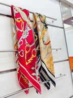 Brides Et Destin Scarf 140 CM In Light Yellow Colorful Cashmere Silk 375373
