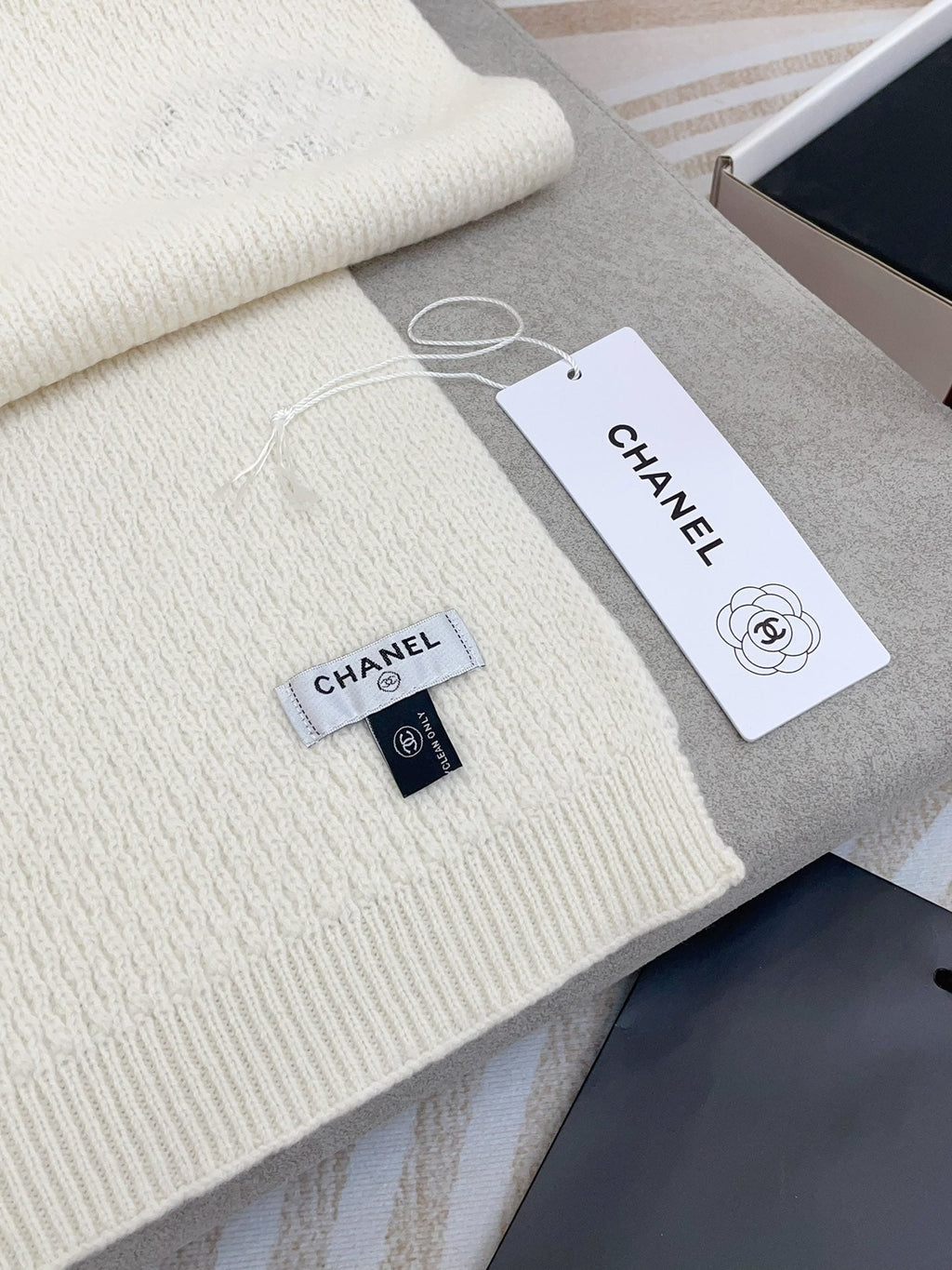 CC Scarf 190 CM In White Cashmere 393183