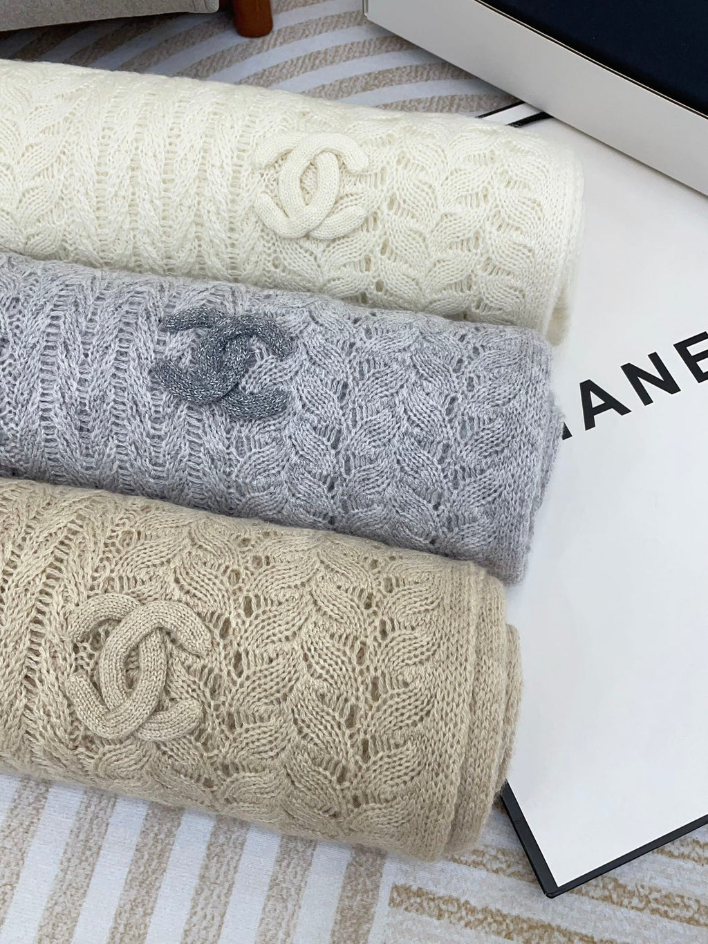 CC Scarf 190 CM In White Cashmere 396248