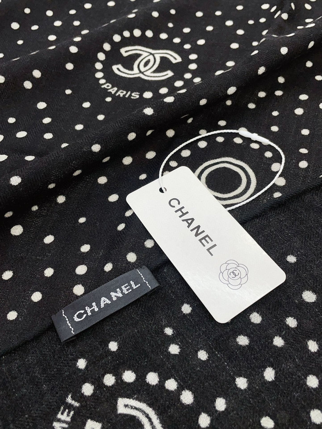 CC Square Scarf 140 CM In Black Mix White Cashmere And Silk  398280
