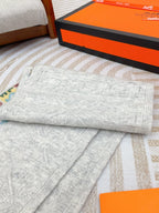 Scarf 120 CM In White Grey Hand Woven Cashmere 401166