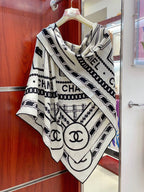 CC Square Scarf 140 CM In White Mix Black Cashmere And Silk 407279
