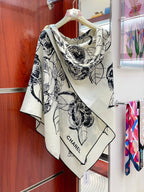 CC Square Scarf 140 CM In White Black Cashmere And Silk 416900