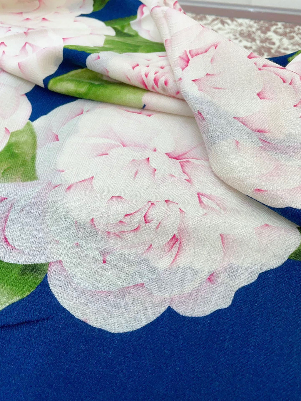 CC Square Scarf 140 CM In Blue Colorful Cashmere And Silk 418215