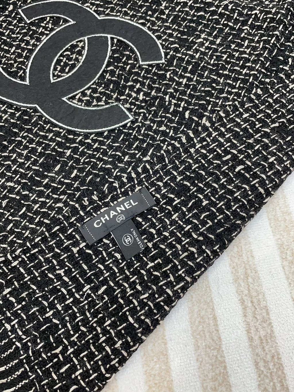 CC Scarf 190 CM In Black Mix White Cashmere 421407
