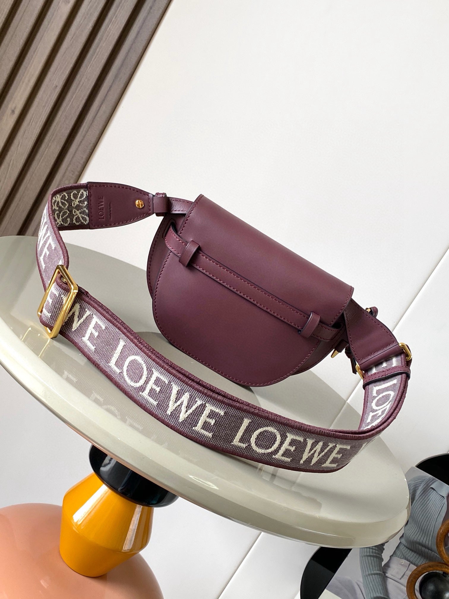 Loewe Saddle Bag 21 Burgundy Leather 280430