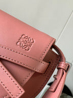Loewe Saddle Bag 21 Pink Leather 280440