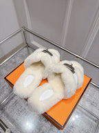 HM Oran slippers sliver buckle white wool