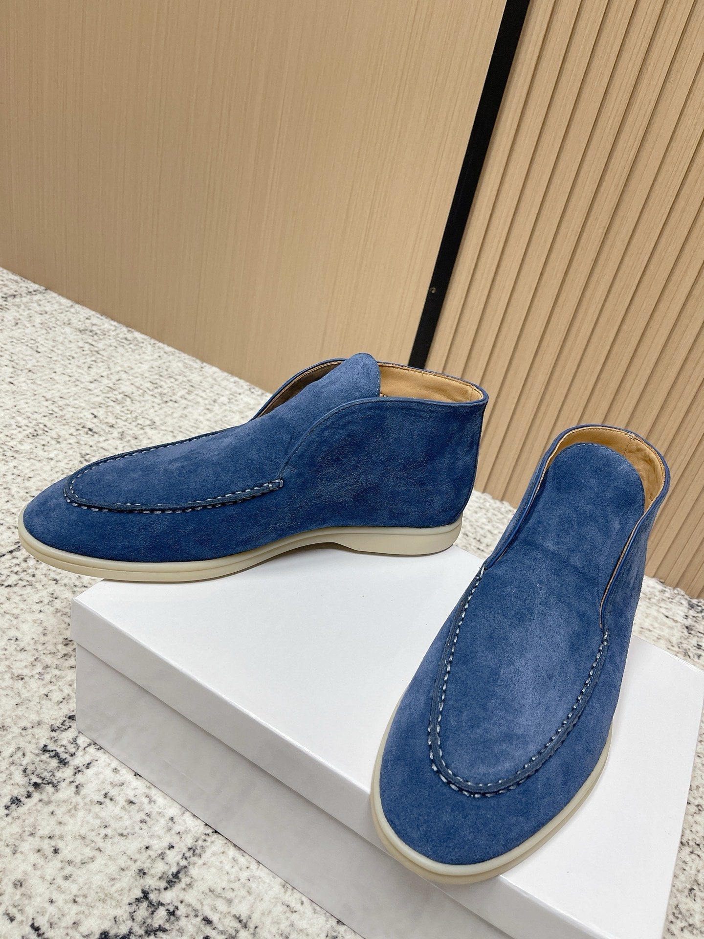 LP Open Walk Ankle Boot Blue Suede 534330