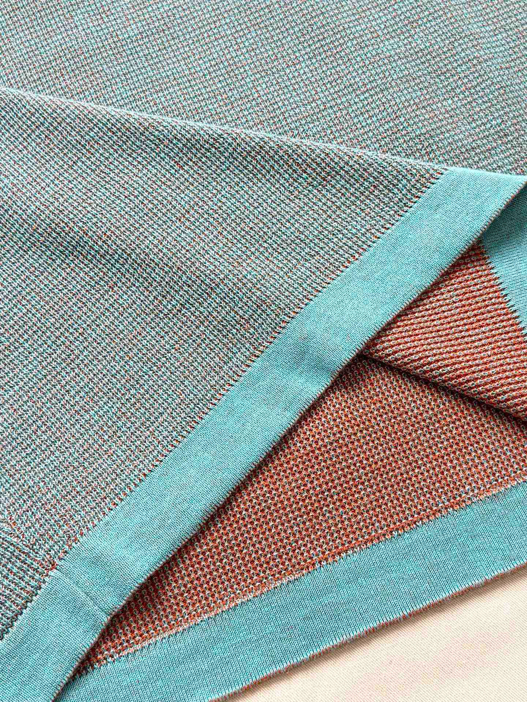 LV 25  Dolphin Jacquard Short Sleeve  Shirt Blue Sweater Knit